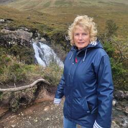 No rain but I was prepared to keep warm. Sweatshirt, puffy coat and raincoat.