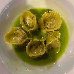 Tortellini cacio e pepe