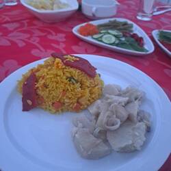 Frisch gekochtes Essen von unserer Gastgeberin 👌