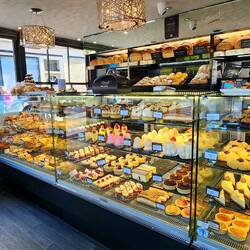 Grant's Bakery 😜