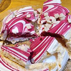 Yes! We split this 3 ways for dessert 👍