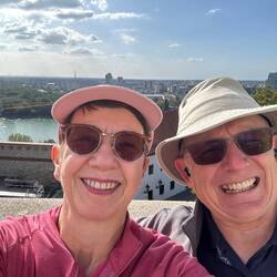 Sunny Sunday selfie by the Danube!