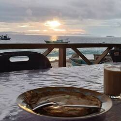 Last sunrise breakfast at Pulau Asu 😢