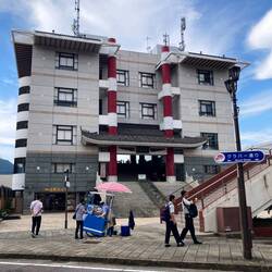 Also unusual architecture: A shrine inside a concrete building