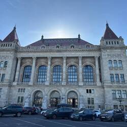 This building has lovely proportions