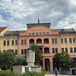 Sad, empty hotel - the victim of no parking