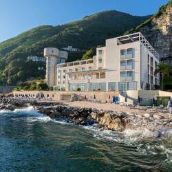 Das Towers Hotel