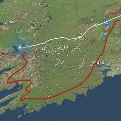 In rot die ursprünglich geplante Route (ungefähr 😂)