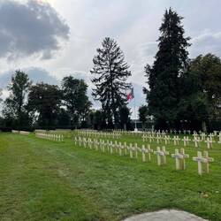 French military cemetary, Dînant