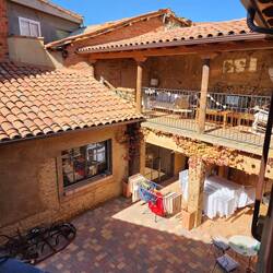 The courtyard at our albergue tonight.