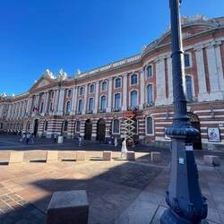 The Capitole - absolutely huge