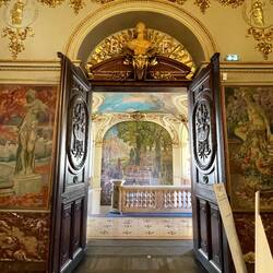 Gervais hall, for er wedding hall looking back to the foyer