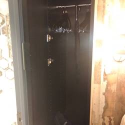 I found an umbrella ella ella e e e