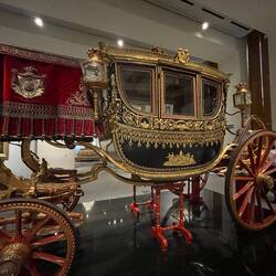 Another carriage with so much detail and intricate work