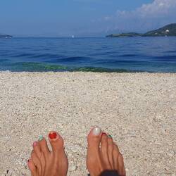 VOR UNS TIEFBLAIES MEER