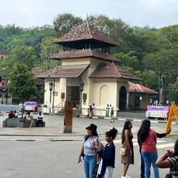 Scenes from around Kandy Lake.