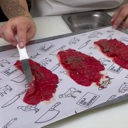 Preparing the beef carpaccio