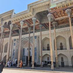 Bolo-Hovuz Moschee