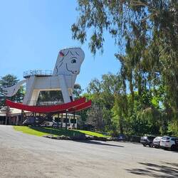 das grösdte schaukelpferd der welt 👍