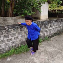 What a lovely lady, so friendly and she's 83