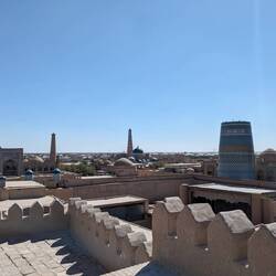 Ausblick auf die historische Stadt von der Ark