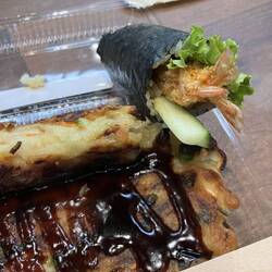 Panko Prawn Sushi and some gunge.