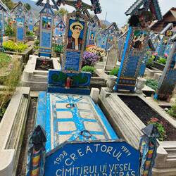 The founder lies here too. His apprentices wrote his epitaph