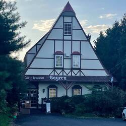 Restaurant am Straßenrand