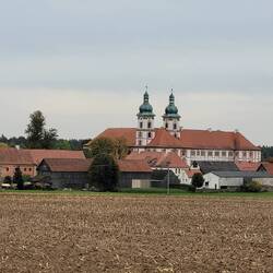 Blick auf das Klosterdorf