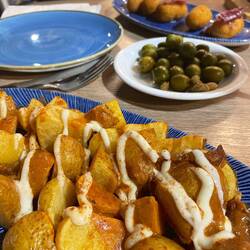 Potatos Bravos, olives & Croquettes