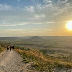 At this point, we had started up a very long hill, no end in sight for 2 to 3 km