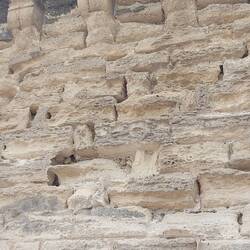 Von Luftverschmutzung zerfressener Kalkstein