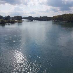 ...und flussabwärts