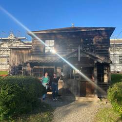 Anscheinend haben in der Zeit davor laut dem Tour Guide nur 7 Menschen in Sapporo gelebt