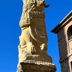 Lion guarding the cathedral