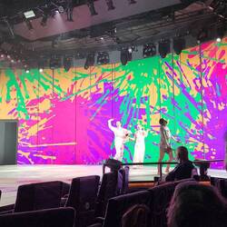 Fantastic dancing and visuals