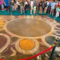 Big round circle in the middle is Jesus, 12 other circles are his disciples.