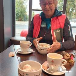 Noch bevor es los ging, schnell noch ein zweites Frühstück!