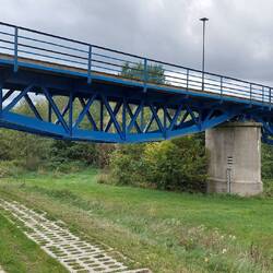Nicht nur auf der polnischen Seite, augenscheinlich falsch herum aufgebaut!🙄