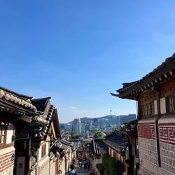 Bukchon Hanok Village 🏘️