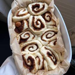 Zimtschnecken backen