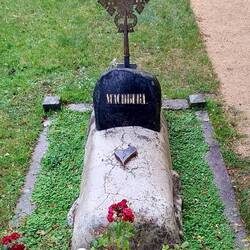 Das Grab von Machbuba!