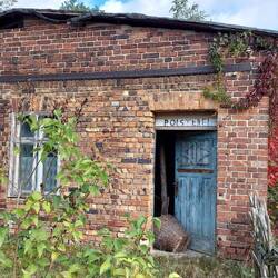 Die Polsterei wohl schon länger!🙄