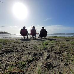 Sonnenbaden inklusive Buch.