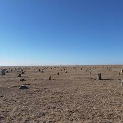 Ein etwas schlichterer Friedhof