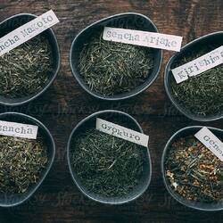Different sorts of Japanese green tea (matcha powder missing...)