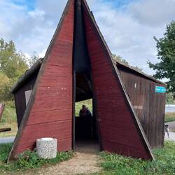 Originelle Schutzhütte!