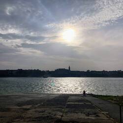 Warten auf die Fähre nach Mohács