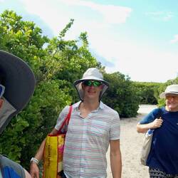 Island walk'n 🏝️