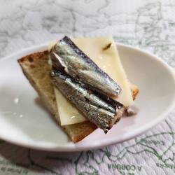 Free tapa. Pat's allergic to fish so I got to eat his as well.